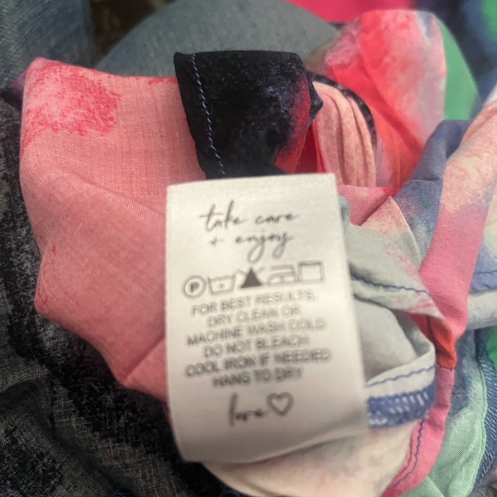 NIC+ZOE Abstract Art Top shirt large - Picture 9 of 9
